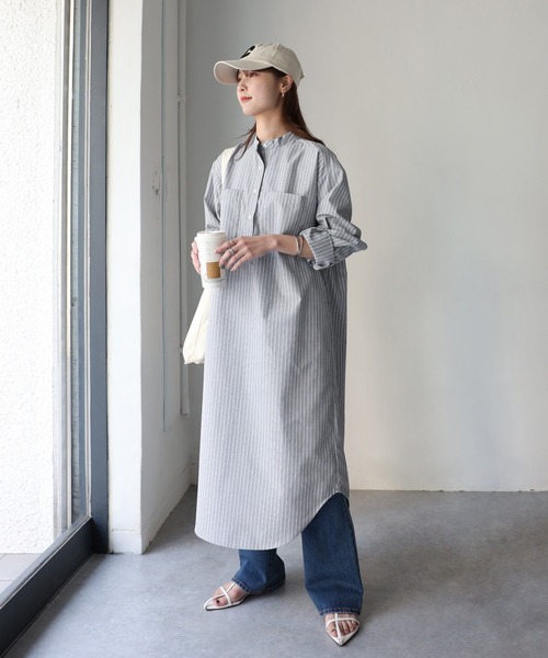 Riberry（リベリー）の「バンドカラーストライプシャツワンピース（シャツワンピース・レディース・ブルー/ベージュ/グレー・MEDIUM）」の4枚目の写真