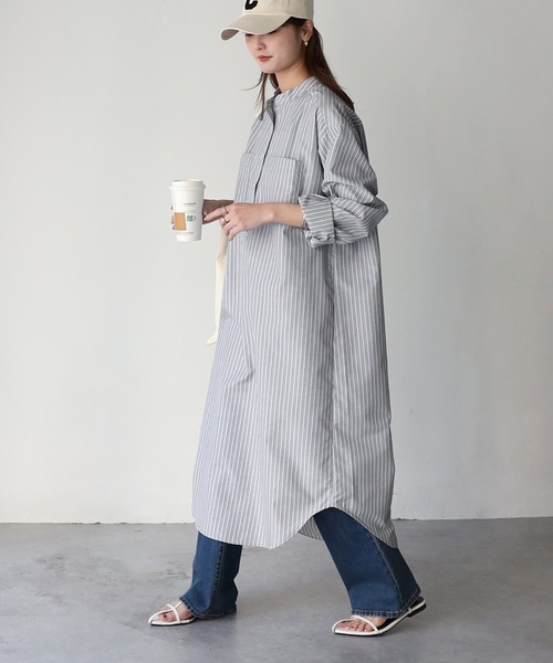 Riberry（リベリー）の「バンドカラーストライプシャツワンピース（シャツワンピース・レディース・ブルー/ベージュ/グレー・MEDIUM）」の7枚目の写真
