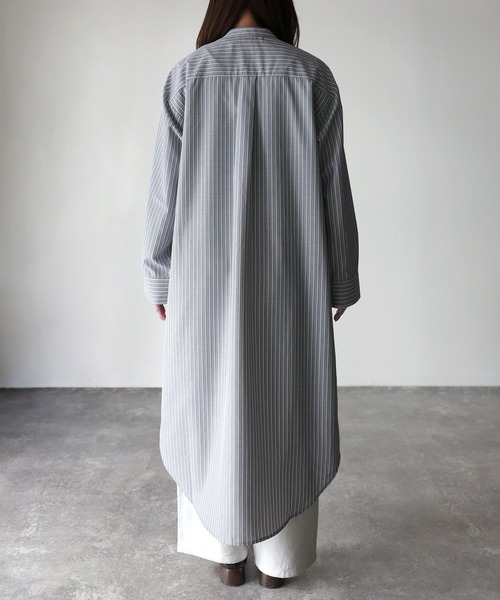 Riberry（リベリー）の「バンドカラーストライプシャツワンピース（シャツワンピース・レディース・ブルー/ベージュ/グレー・MEDIUM）」の16枚目の写真