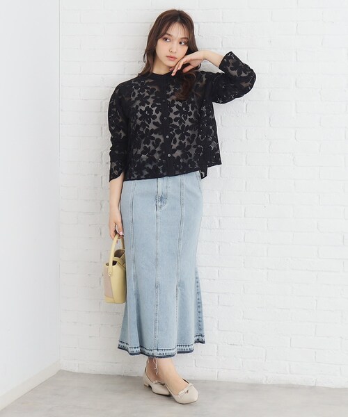 index(インデックス)の「◆フラワーレースバンドカラーショートシャツ【洗濯機洗い可】(シャツ/ブラウス・レディース・オフホワイト/ブラック・38/42/36/40)」の15枚目の写真