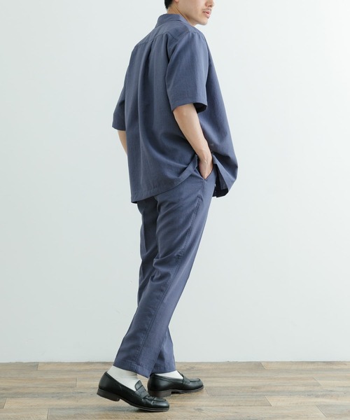 ITEMS URBANRESEARCH（アイテムズ アーバンリサーチ）の「『イージーケア/UVカット』『セットアップ対応』クイックドライ リネンタッチ 半袖シャツ（シャツ/ブラウス・メンズ・ブラック/チャコールグレー/グリーン系その他/ブルー・MEDIUM/LARGE）」の16枚目の写真