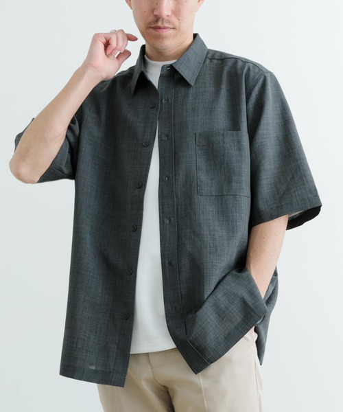 ITEMS URBANRESEARCH（アイテムズ アーバンリサーチ）の「『イージーケア/UVカット』『セットアップ対応』クイックドライ リネンタッチ 半袖シャツ（シャツ/ブラウス・メンズ・ブラック/チャコールグレー/グリーン系その他/ブルー・MEDIUM/LARGE）」の18枚目の写真