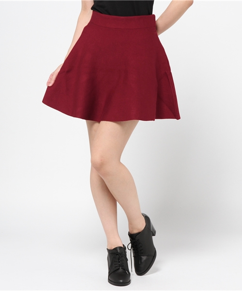 WEGO（ウィゴー）の「WEGO/ニットサーキュラースカート（スカート・レディース・ワイン/オフホワイト/ブラック系その他/その他1・FREE）」の3枚目の写真