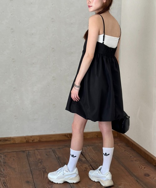 Per sist ence(パーシエンス)の「ブロードバルーンミニキャミワンピース(ワンピース・レディース・ブラック/オフホワイト/ブルー・FREE)」の12枚目の写真