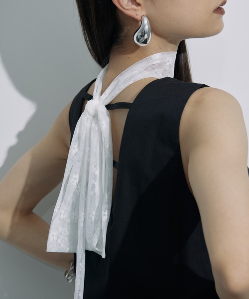 uyu.(ウユ)の「Tulle Ribbon Stall / チュールリボンスカーフ【uyu./ウユ】(ストール/ショール・レディース・ホワイト系その他/ホワイト系その他2・FREE)」の8枚目の写真