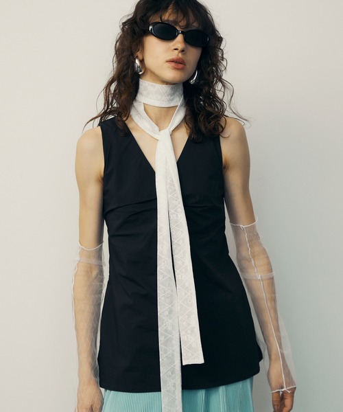 uyu.(ウユ)の「Tulle Ribbon Stall / チュールリボンスカーフ【uyu./ウユ】(ストール/ショール・レディース・ホワイト系その他/ホワイト系その他2・FREE)」の4枚目の写真