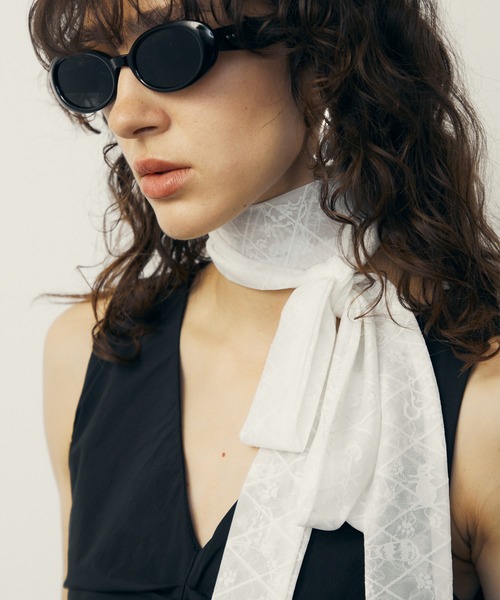 uyu.(ウユ)の「Tulle Ribbon Stall / チュールリボンスカーフ【uyu./ウユ】(ストール/ショール・レディース・ホワイト系その他/ホワイト系その他2・FREE)」の6枚目の写真