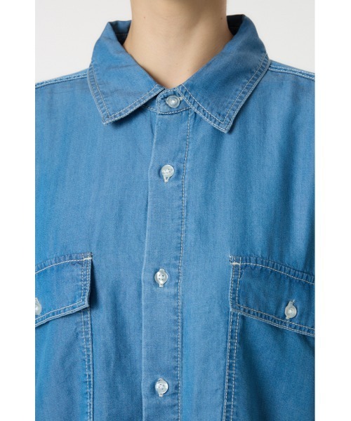 RODEO CROWNS WIDE BOWL(ロデオクラウンズワイドボウル)の「Supple DENIM LOOSE シャツ(シャツ/ブラウス・レディース・ブルー/ブラック・FREE)」の9枚目の写真