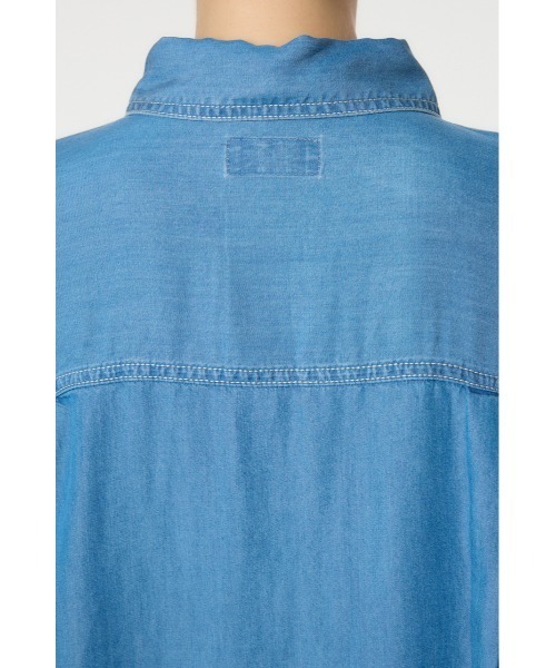 RODEO CROWNS WIDE BOWL(ロデオクラウンズワイドボウル)の「Supple DENIM LOOSE シャツ(シャツ/ブラウス・レディース・ブルー/ブラック・FREE)」の8枚目の写真