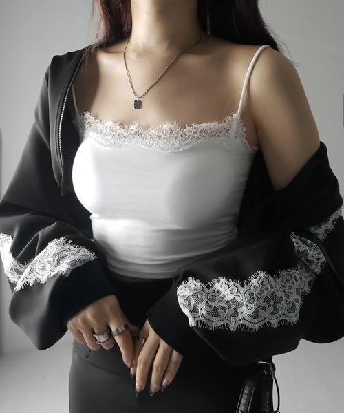 me+em select(ミームセレクト)の「※※【 カップ付き 】レーススクエアショートキャミソール / lace square short camisole(キャミソール・レディース・ブラック/グレー/ホワイト・FREE)」の17枚目の写真