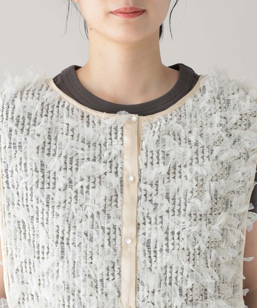 studio CLIP(スタディオクリップ)の「《natural by clip》Wフロントチュールジレ(ベスト・レディース・ブラック/グレー/アイボリー・FREE)」の10枚目の写真