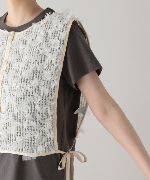 studio CLIP(スタディオクリップ)の「《natural by clip》Wフロントチュールジレ(ベスト・レディース・ブラック/グレー/アイボリー・FREE)」の9枚目の写真