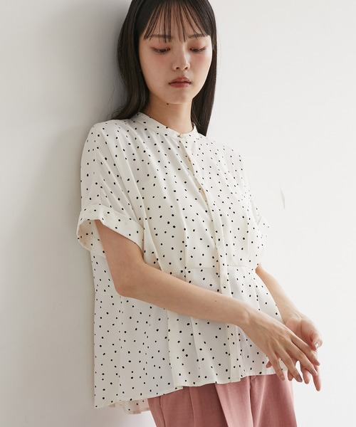 VIS(ビス)の「【洗える】ウエスト切り替えフロントタックブラウス(シャツ/ブラウス・レディース・キナリ/ブラック/オフホワイト・FREE)」の10枚目の写真