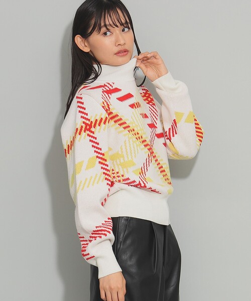 Ray BEAMS(レイビームス)の「ビッグ チェック ハイネック ニット(ニット/セーター・レディース・オフホワイト/ライトブルー・ONE SIZE)」の7枚目の写真