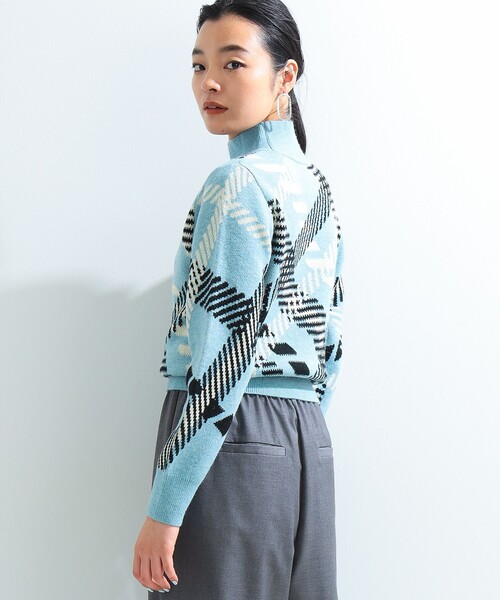 Ray BEAMS(レイビームス)の「ビッグ チェック ハイネック ニット(ニット/セーター・レディース・オフホワイト/ライトブルー・ONE SIZE)」の18枚目の写真