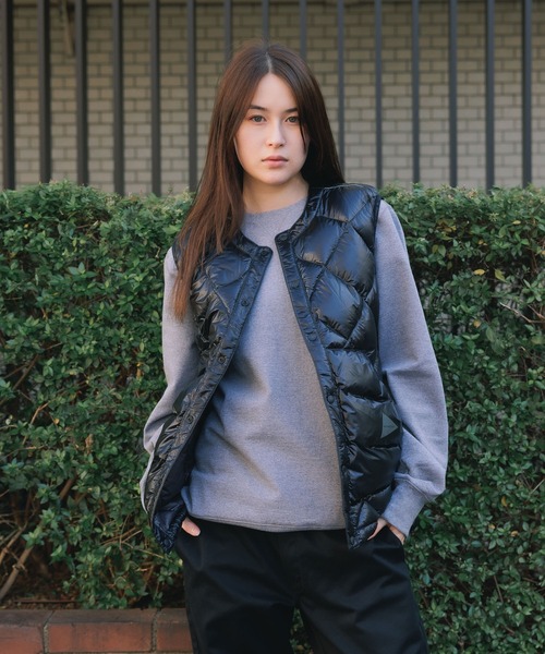 and wander/アンドワンダー diamond stitch down vest ダウンベスト