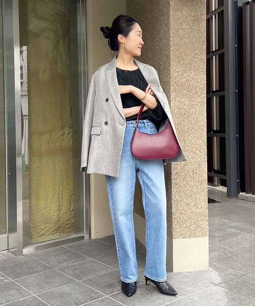 le.coeur blanc(ルクールブラン)の「《一部店舗/WEB限定》AULENTTIハーフムーンショルダー(ショルダーバッグ・レディース・ブラック/ボルドー・FREE)」の13枚目の写真