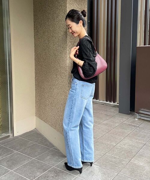 le.coeur blanc(ルクールブラン)の「《一部店舗/WEB限定》AULENTTIハーフムーンショルダー(ショルダーバッグ・レディース・ブラック/ボルドー・FREE)」の14枚目の写真