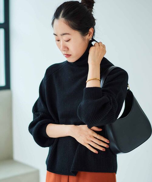 le.coeur blanc(ルクールブラン)の「《一部店舗/WEB限定》AULENTTIハーフムーンショルダー(ショルダーバッグ・レディース・ブラック/ボルドー・FREE)」の18枚目の写真