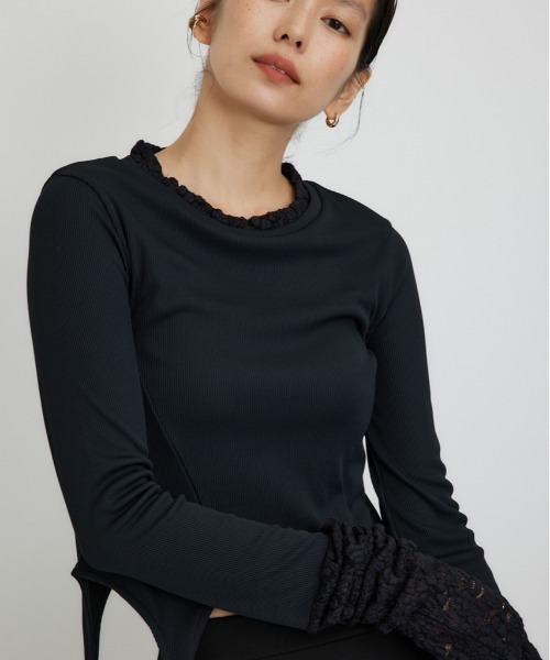 PLUS（プラス）の「【PLUS】レースドッキングストラップトップス（Tシャツ/カットソー・レディース・グレー/アイボリー/ブラック・FREE）」の2枚目の写真