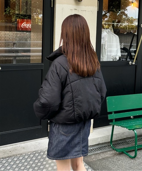 LE MORE（リモア）の「スタンドカラーダウンジャケット（ダウンジャケット/コート・レディース・ブラック/アイボリー・FREE）」の12枚目の写真