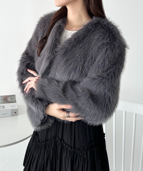 セール】ノーカラーショートフェイクファーコート（その他アウター