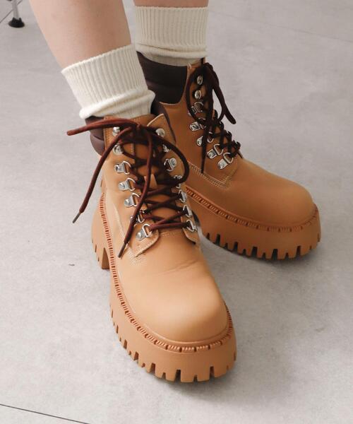 WEGO（ウィゴー）の「WEGO/厚底トレッキングブーツ（ブーツ・レディース・ブラック/キャメル・LARGE/MEDIUM/SMALL）」の14枚目の写真