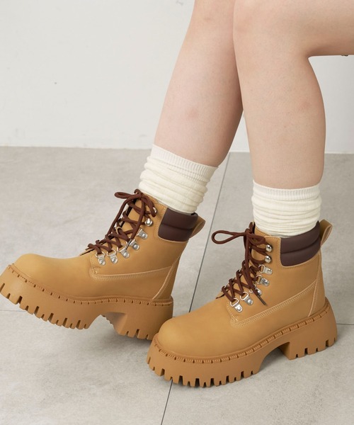 WEGO（ウィゴー）の「WEGO/厚底トレッキングブーツ（ブーツ・レディース・ブラック/キャメル・LARGE/MEDIUM/SMALL）」の12枚目の写真