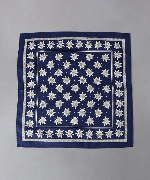 UNITED ARROWS(ユナイテッドアローズ)の「<GLARNER TUECHLI> Edelweiss/エーデルワイス ハンカチ(ハンカチ/ハンドタオル・メンズ・ダークグリーン/ブラック/ホワイト/ネイビー・FREE)」の5枚目の写真