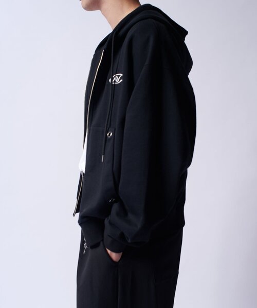 Lui's（ルイス）の「【Neucon/ニューコン】ロゴ刺繍ダブルZIPボリュームパーカー（パーカー・メンズ・グレー/ブラック・2/1）」の21枚目の写真