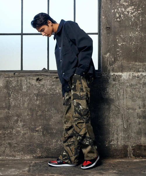 JORDAN BRAND（ジョーダンブランド）の「エア ジョーダン 1 MID メンズシューズ / Air Jordan 1 Mid Men's Shoes DQ8426-067 Black（スニーカー・メンズ・ブラック・25/25.5/26/26.5/27/27.5/28/28.5/29/29.5/30）」の3枚目の写真