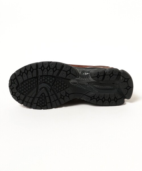 NEW BALANCE(ニューバランス)の「【EXCLUSIVE】NEW BALANCE / U1906L BROWN(スニーカー・メンズ・ブラウン・28.5cm/28.0cm/27.5cm/27.0cm/26.5cm/26.0cm/25.5cm/30.0cm/29.0cm)」の4枚目の写真