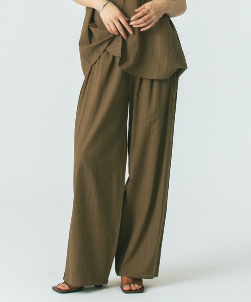 ROSE BUD（ローズバッド）の「【WEB・一部店舗限定】SUCKER EASY PANTS（その他パンツ・レディース・ブラック/ブラウン/カーキ・S/M）」の2枚目の写真