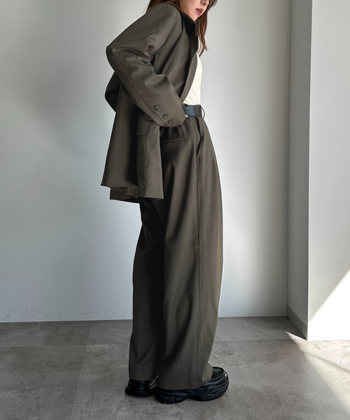 apres jour mignon（アプレジュールミニョン）の「【SETUP可能】ボリュームタックパンツ（スラックス・レディース・ネイビー/ブラック/チャコールグレー/グレー・SMALL/X-LARGE/MEDIUM）」の20枚目の写真