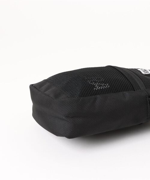 NEW ERA（ニューエラ）の「【NEW ERA/ニューエラ】SHOULDER POUCH（ショルダーバッグ・メンズ・ブラック/サンドベージュ/ブラック×ホワイト・FREE）」の5枚目の写真