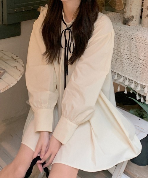 Teem Store（チームストア）の「リボンタイ付きパフスリーブミニシャツワンピース（シャツワンピース・レディース・アイボリー・L/M）」の8枚目の写真