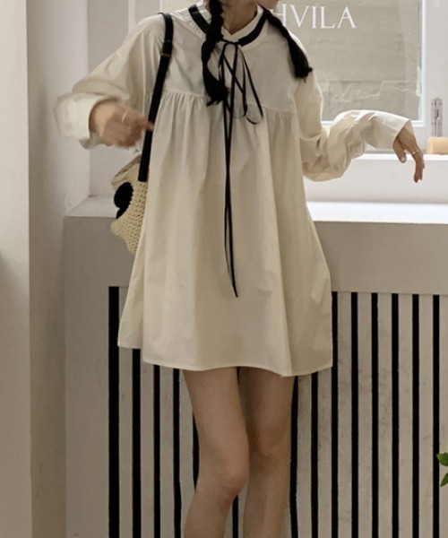 Teem Store（チームストア）の「リボンタイ付きパフスリーブミニシャツワンピース（シャツワンピース・レディース・アイボリー・L/M）」の2枚目の写真