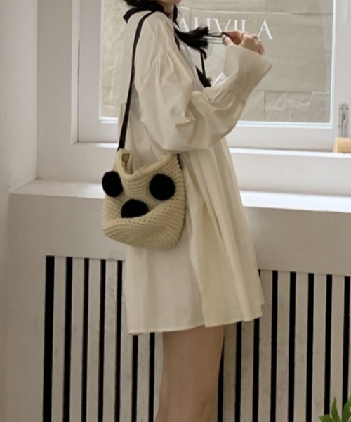 Teem Store（チームストア）の「リボンタイ付きパフスリーブミニシャツワンピース（シャツワンピース・レディース・アイボリー・L/M）」の3枚目の写真