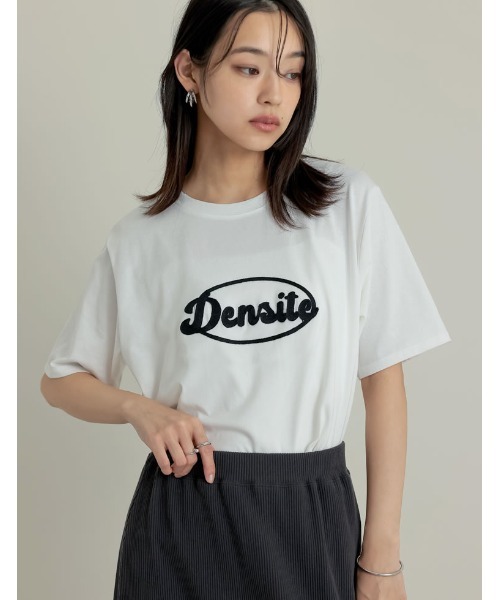Re:EDIT（リエディ）の「[華奢見えが叶う][UVカット][接触冷感][紫外線対策]チェーン刺繍ロゴTシャツ（Tシャツ/カットソー・レディース・ブラック/ホワイト/ホワイト系その他・MEDIUM/LARGE）」の20枚目の写真