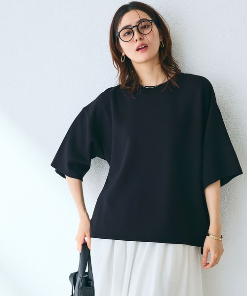 CROSS FUNCTION（クロスファンクション）の「《シワになりにくい》なめらかダンボール ビッグシルエットTシャツ【CF/クロスファンクション】（Tシャツ/カットソー・レディース・ライトピンク/ライトイエロー/オフホワイト/ライトグレー/ブラウン/ブラック・L/M/LL）」の11枚目の写真