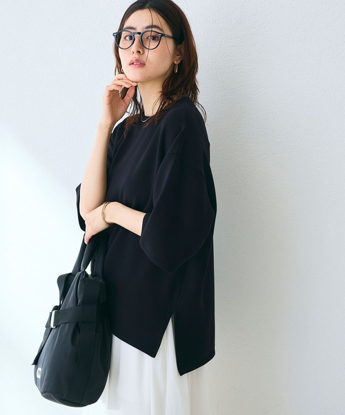 CROSS FUNCTION（クロスファンクション）の「《シワになりにくい》なめらかダンボール ビッグシルエットTシャツ【CF/クロスファンクション】（Tシャツ/カットソー・レディース・ライトピンク/ライトイエロー/オフホワイト/ライトグレー/ブラウン/ブラック・L/M/LL）」の14枚目の写真