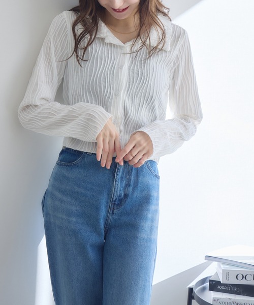 RU.TI.LE（ルチル）の「【RU.TI.LE】ウェーブカットジャガードトップス（Tシャツ/カットソー・レディース・カーキ/ホワイト/ベージュ・MEDIUM）」の21枚目の写真