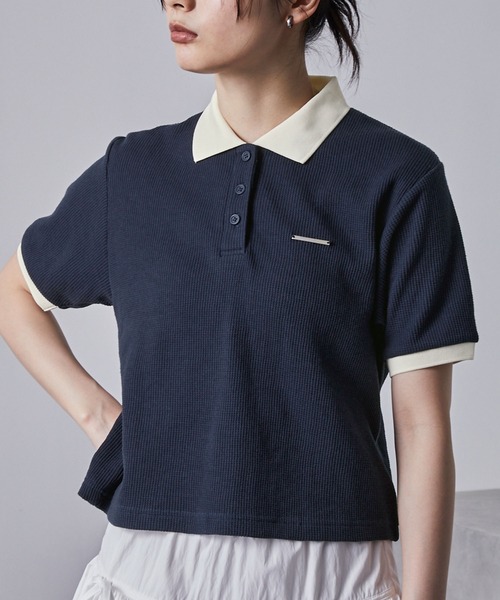 nui nullu(ヌイヌル)の「【nui nullu】メタルプレートリンガークロップドワッフルポロシャツ(ポロシャツ・レディース・ネイビー/オフホワイト/ブラック/サックスブルー/ワイン・FREE)」の8枚目の写真