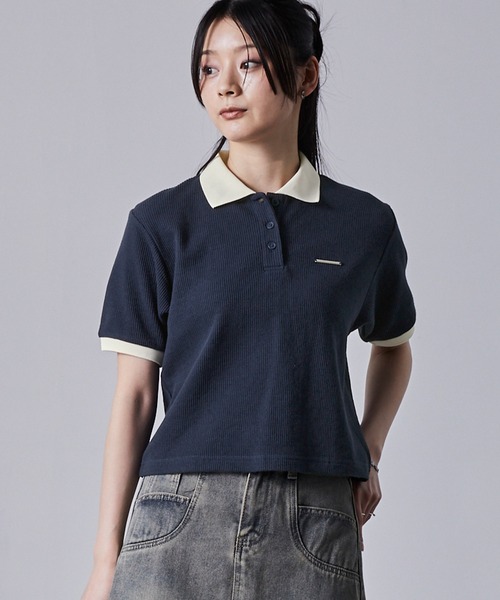 nui nullu(ヌイヌル)の「【nui nullu】メタルプレートリンガークロップドワッフルポロシャツ(ポロシャツ・レディース・ネイビー/オフホワイト/ブラック/サックスブルー/ワイン・FREE)」の12枚目の写真