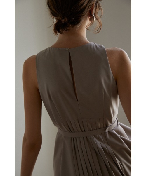 Emilia Pleated Dress タックプリーツタンクロングドレス（ワンピース