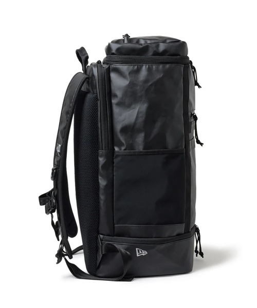NEW ERA(ニューエラ)の「NEW ERA/ニューエラ TPU Box Pack L 46L(バックパック/リュック・メンズ・ブラック系その他2/ブラック系その他/その他1・FREE)」の18枚目の写真