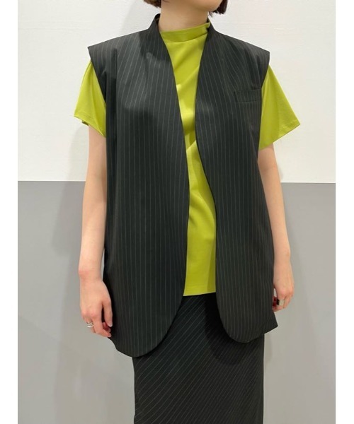 CIS.（シス）の「CIS． パッドショルダーCIS.ジレ ウォッシャブル（ベスト・レディース・グレー系/ブラック系・36(7号)/38(9号)）」の2枚目の写真