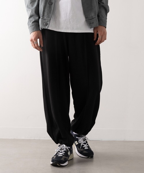 HAUS（ハウス）の「【HAUS】センタークリースワイドストレート