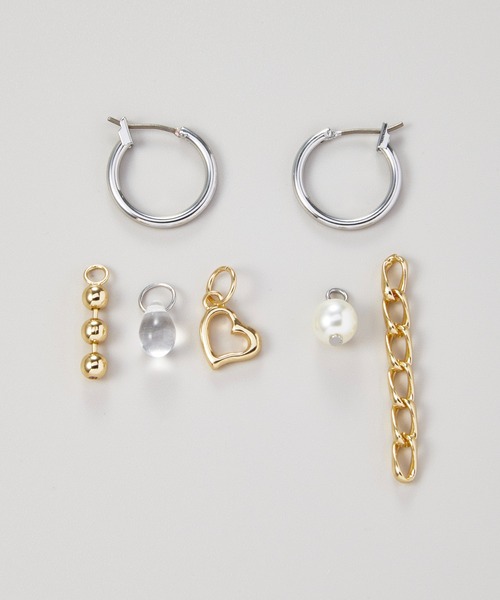 GOLDY(ゴールディ)の「ルーカス ハート マルチ チャーム ピアス(ピアス(両耳用)・レディース・シルバー×ゴールド/ゴールド/シルバー・FREE)」の7枚目の写真
