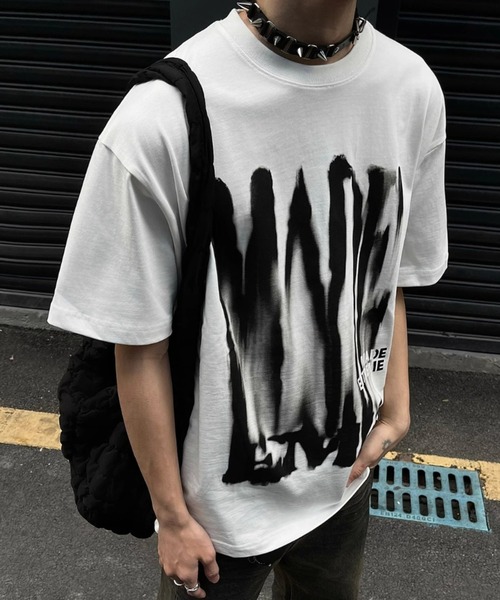 link lot（リンクロット）の「ロゴプリントビッグシルエットT レトロレター ストリート 男女兼用（Tシャツ/カットソー・メンズ・ブラック/ホワイト・M/L）」の3枚目の写真